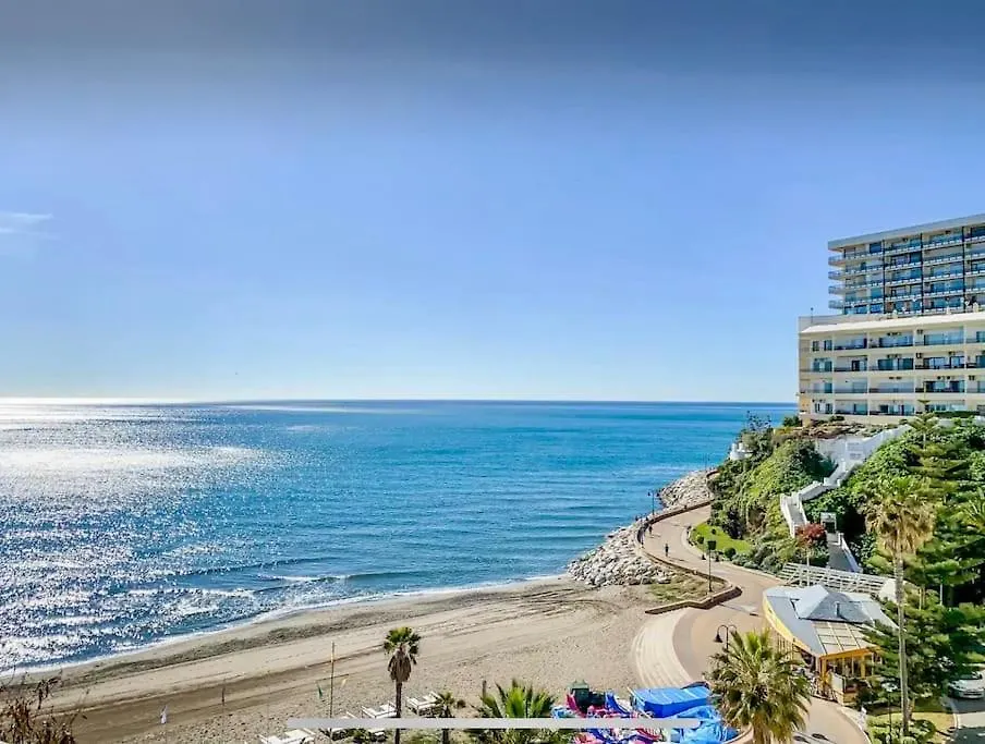 Arrecife De La Roca, Una Ventana Al Mar Torremolinos