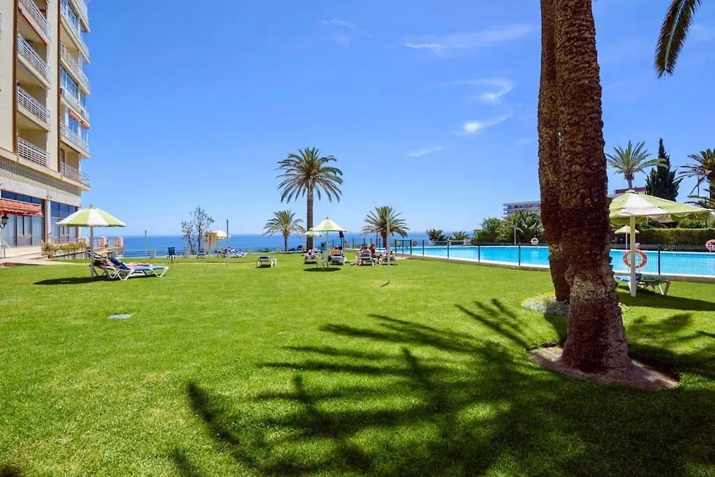 Arrecife De La Roca, Una Ventana Al Mar Torremolinos 0*,  Španělsko