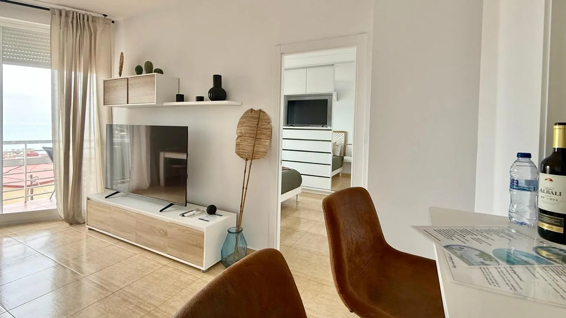 Arrecife De La Roca, Una Ventana Al Mar Torremolinos Apartmán